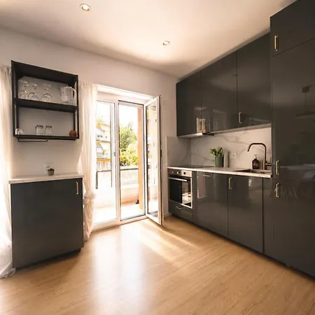 Apartment Iconic New Modern 2br Free Garage Fast Wifi