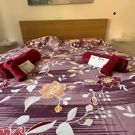 Iconic New Modern 2br Free Garage Fast Wifi Apartment *
