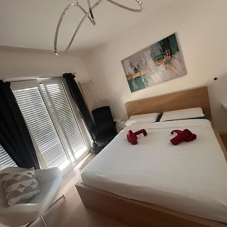 Iconic New Modern 2br Free Garage Fast Wifi Apartment Lugano